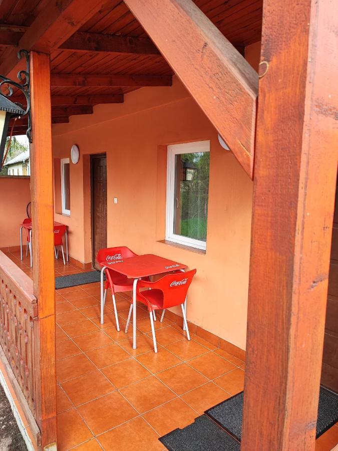 Havanna Etterem Es Vendeghaz Hotel Putnok Exterior photo